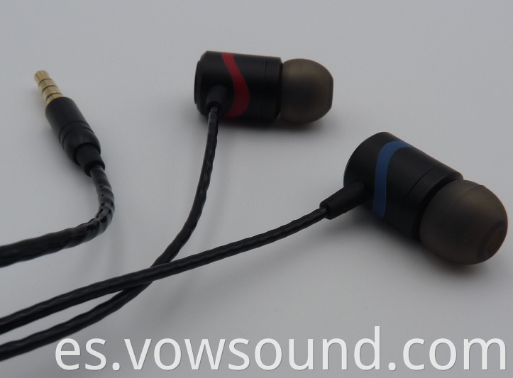 Wired Earbuds with Microphone